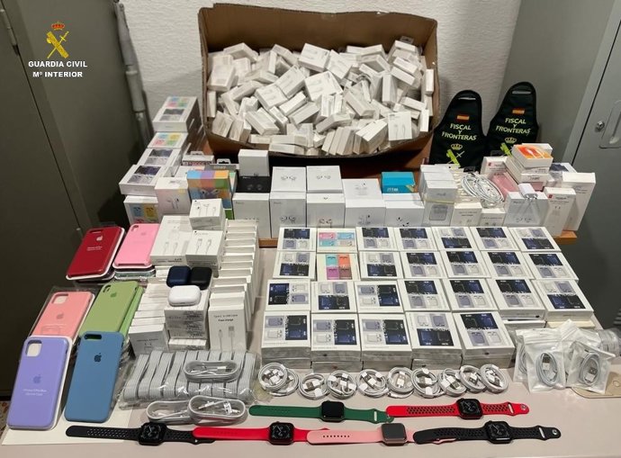 Artículos falsos incautados por la Guardia Civil en Tarragona