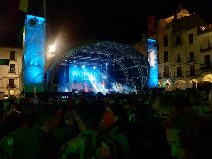 Concierto del festival Womad, que volvió anoche a Cáceres tras dos años de pandemia
