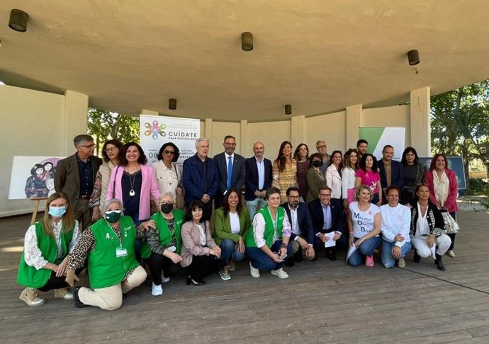 Asociaciones de Málaga vinculadas al cáncer fomentan hábitos saludables de autocuidado y ejercicio para mejorar la calidad de vida de pacientes oncológicos y sus familias.