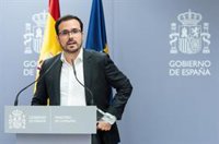 Garzón considera muy grave la actuación del CNI: "En democracia no es legítimo espiar a la oposición"