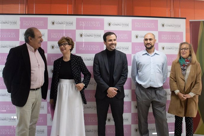 Alberto Garzón inaugura las jornadas El juego de mesa como herramienta en logopedia y psicología de la UCM