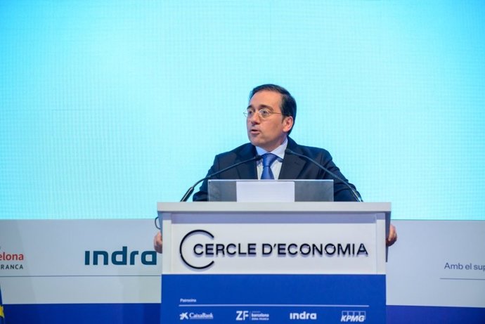 El ministro de Asuntos Exteriores, Unión Europea y Cooperación, José Manuel Albares, en la XXXVII Reunió Cercle d'Economia en el Hotel W Barcelona