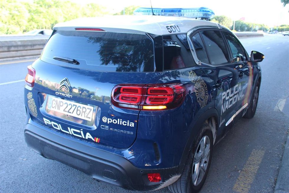 Archivo - Coche patrulla de la Policía Nacional