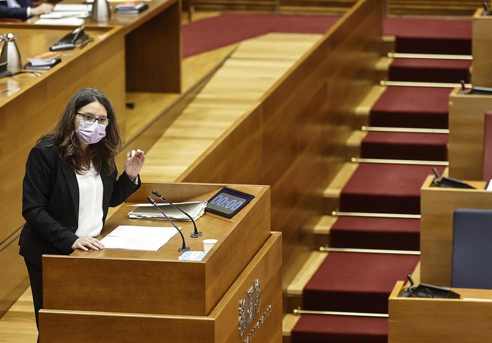 Archivo - La vicepresidenta y consellera de Igualdad y Políticas Inclusivas, Mónica Oltra,en imagen de archivo