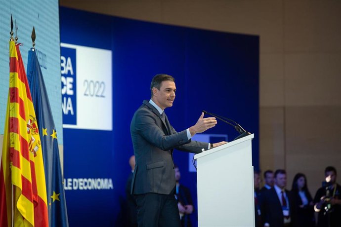 El presidente del Gobierno, Pedro Sánchez, interviene en la jornada de clausura de la XXXVII Reunió Cercle dEconomia, en el hotel W Barcelona, a 6 de mayo de 2022, en Barcelona, Catalunya (España). Esta edición de la Reunión Cercle dEconomía, que se c
