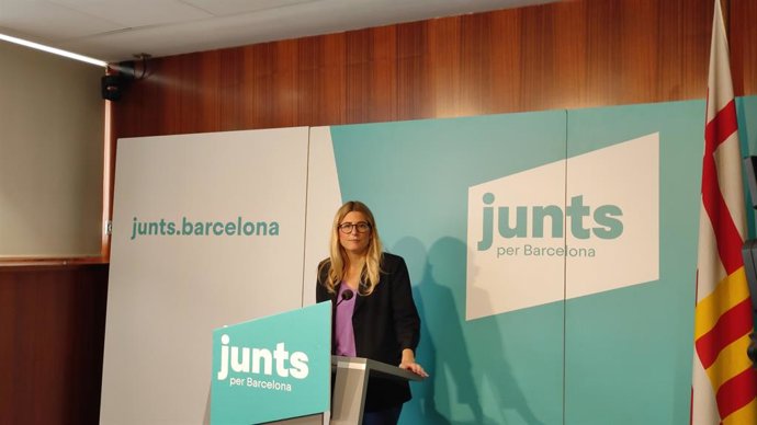 La vicepresidenta de Junts i líder del partit a Barcelona, Elsa Artadi, en la roda de premsa