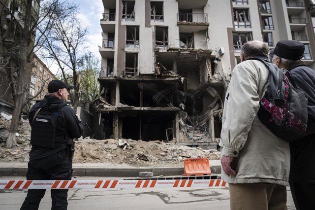 Edificio dañado en Kiev, la capital de Ucrania, en el marco de la invasión rusa. 