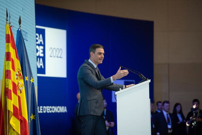 El presidente del Gobierno, Pedro Sánchez, interviene en la jornada de clausura de la XXXVII Reunió Cercle dEconomia, en el hotel W Barcelona, a 6 de mayo de 2022, en Barcelona, Catalunya (España). Esta edición de la Reunión Cercle dEconomía, que se c