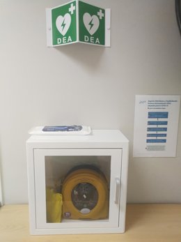 Archivo - Desfibrilador