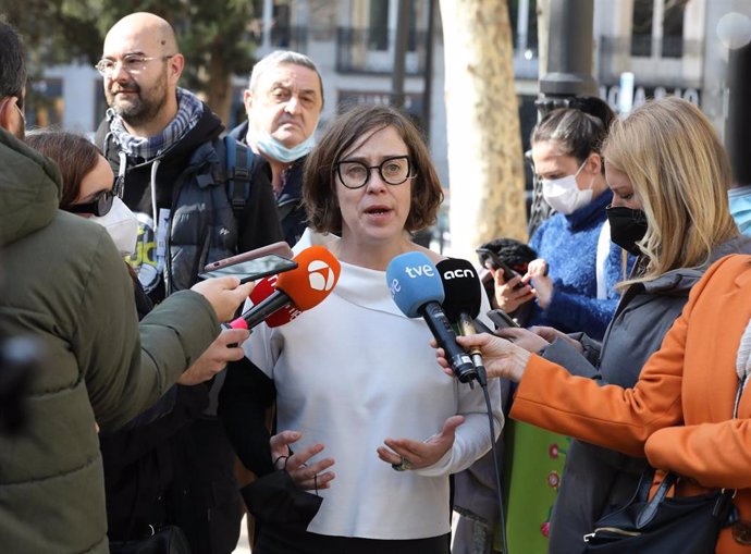 Archivo - La diputada del Parlament de Cataluña y portavoz de la CUP, Eulalia Reguant.