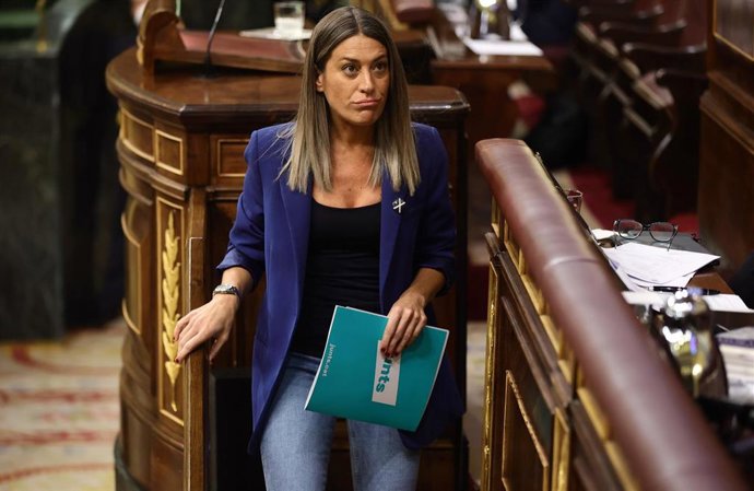 La portavoz de Junts en el Congreso, Míriam Nogueras, en una sesión plenaria, en el Congreso de los Diputados, a 28 de abril de 2022, en Madrid (España). El pleno gira en torno a la tramitación como proyecto de ley del decreto de medidas para paliar los