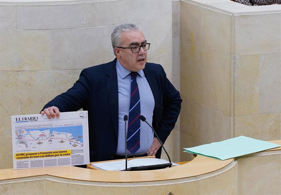 El portavoz del PRC en el Parlamento de Cantabria, Pedro Hernando