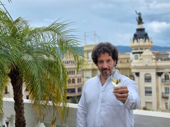 El periodista cordobés Alfredo Martín-Gorriz, distinguido con el premio 'Al-Andalus' al mejor crítico gastronómico de Andalucía.