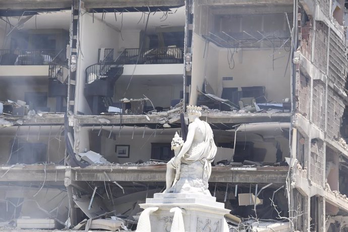 Danys provocats per una explosió a l'Hotel Saratoga de l'Havana