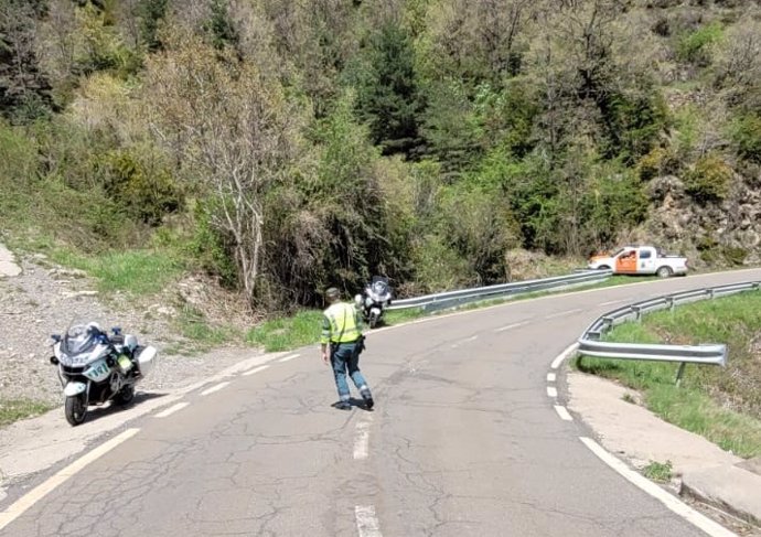 Fallece un joven de 27 años de Barbastro en un accidente de moto en la carretera N-260a, en Broto (Huesca).
