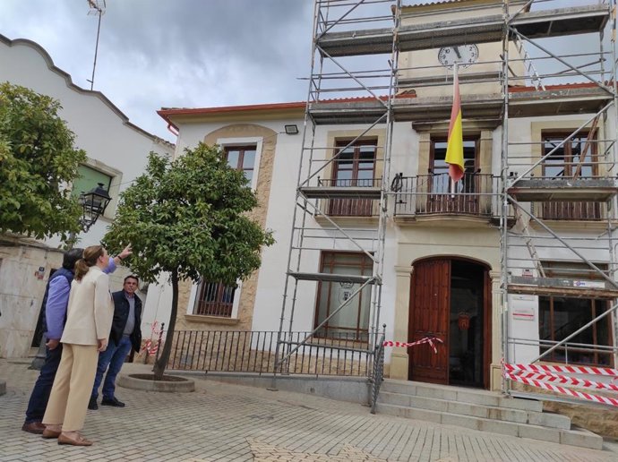 Cs "apuesta" por incrementar los visitantes en Cárcheles con un "singular reloj" basado en una de sus tradiciones