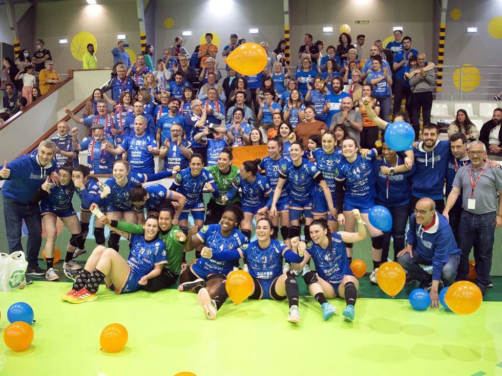 Archivo - El Bera Bera alarga su reinado con la tercera liga seguida