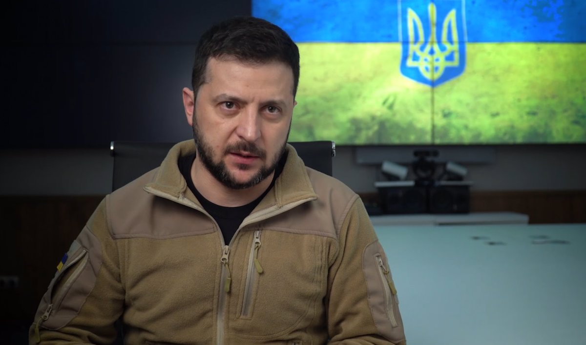 Zelensky considers a military liberation of Mariupol impossible