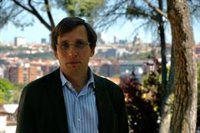 Almeida ni pide ni rechaza un cargo en la Ejecutiva del PP de Ayuso: "Estoy seguro de que tomará las mejores decisiones"