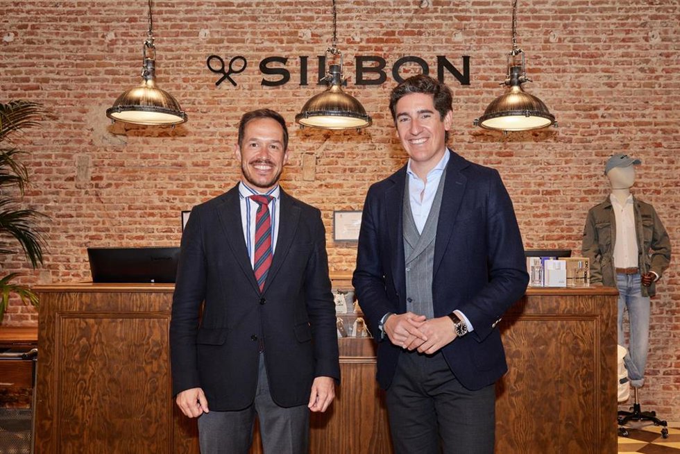 Mariano Zapata, presidente del Cabildo de La Palma, y Pablo López, CEO de Silbon.
