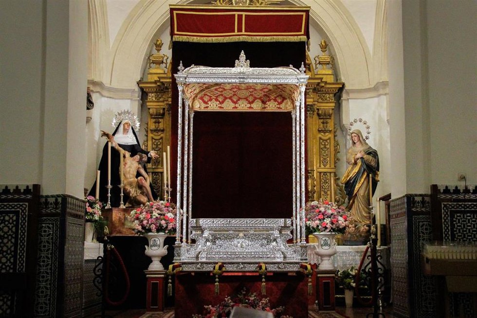 Las nuevas andas de la Virgen del Rocío.