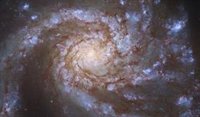 Hubble capta una galaxia espiral de gran diseño