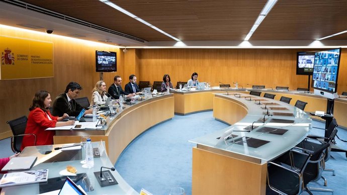 Estado y comunidades autónomas intensificarán la cooperación para desplegar las inversiones y reformas del Plan de Recuperación