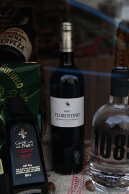 Archivo - Vino, Botella