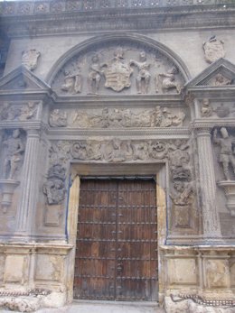Archivo - Fachada del Palacio Jerónimo Páez, sede del Arqueológico, que será objeto de la rehabilitación.