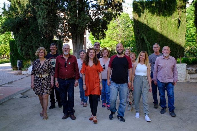 Candidatos de Adelante Andalucía por Granada para el 19J, en la Huerta de San Vicente