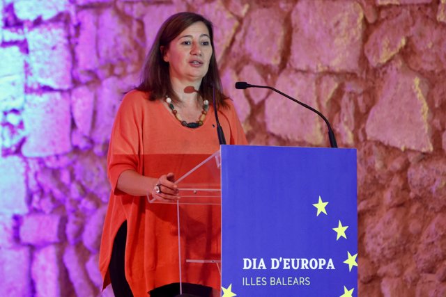 La presidenta del Govern, Francina Armengol, interviene en el acto institucional con motivo del Día de Europa.