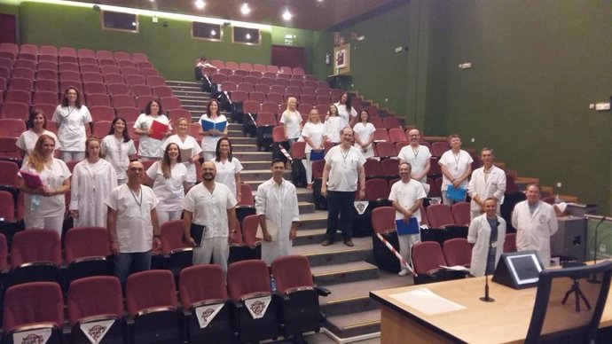 Profesionales del Hospital Costa del Sol de Marbella retoman los ensayos del coro creado para homenajear a víctimas