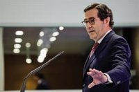 Garamendi advierte de que "no es prudente inflacionar los salarios" en la negociación colectiva