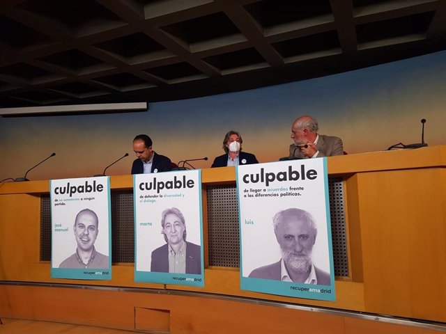 Los concejales de Recupera Madrid  ofrecen una rueda de prensa para dar a conocer el recurso ante la annulación del Grupo Mixto y las acciones a emprender