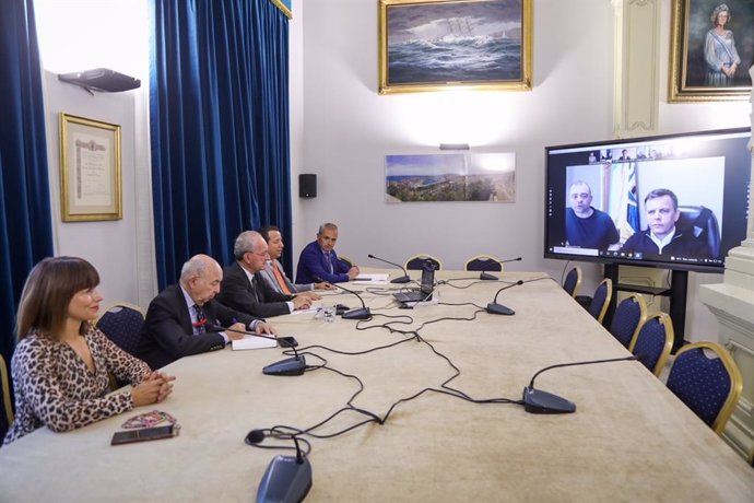 Reunión del alcalde de Málaga telemática con alcaldes de de Plock (Polonia) y Zhytomyr (Ucrania)