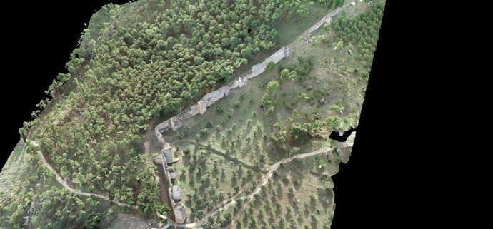Vista aérea de la muralla medieval de Jaén.