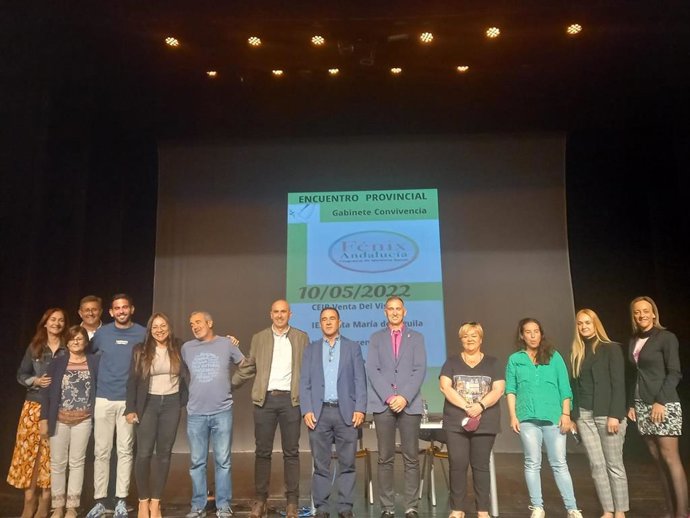 El delegado territorial Antonio Jiménez en el I Encuentro Provincial del Proyecto Mentoría Social Fénix en Almería