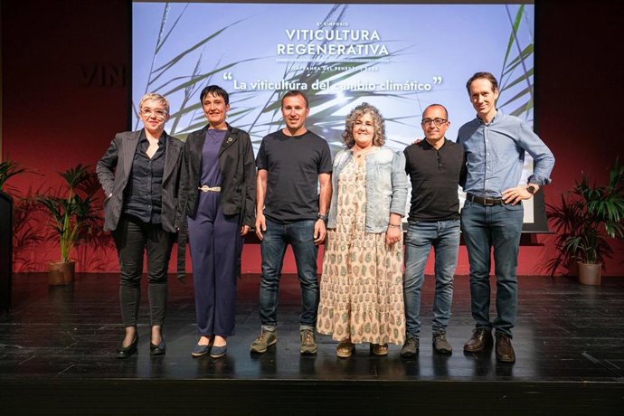 Ponentes presenciales del Simposio de Viticultura Regenerativa