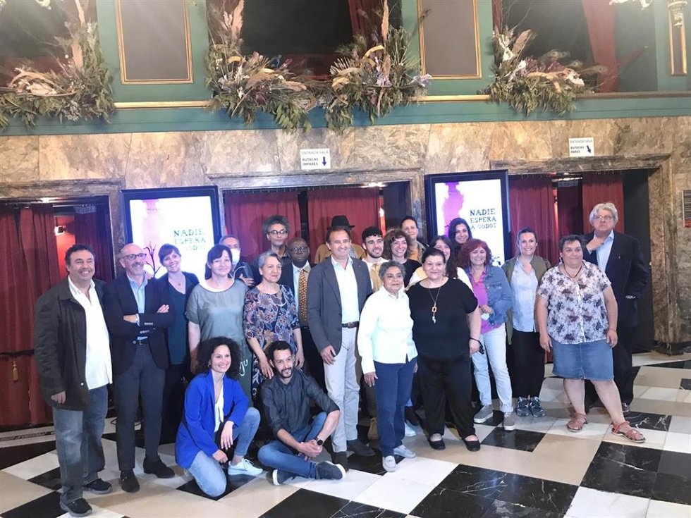 Presentación de la obra de inclusión social de personas en situacion de sinhogarismo "Nadie espera a Godot"