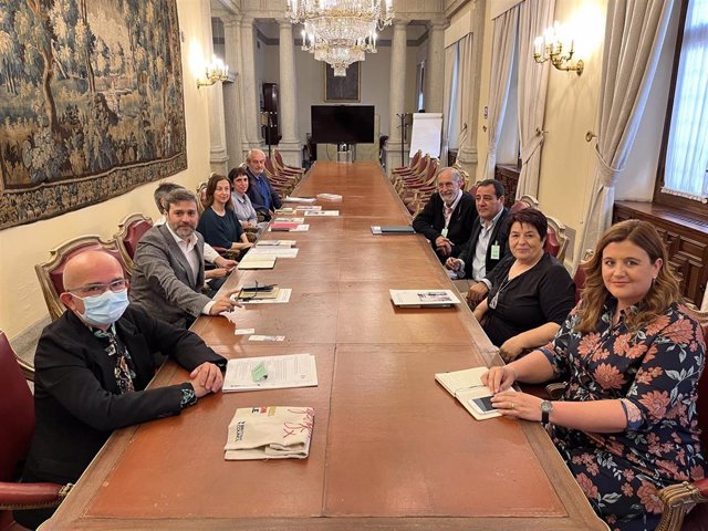 Reunión entre representantes del Ayuntamiento de Segovia y del Ministerio de Cultura.