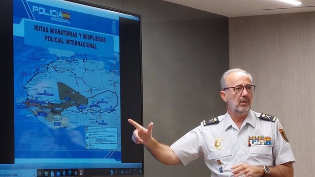 El Jefe Superior de Policía de Canarias, Rafael Martínez, en una jornada sobre migraciones organizada por el CGPJ y el Gobierno de Canarias