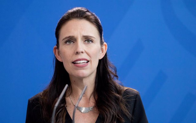 Archivo - FILED - 17 April 2018, Berlin: New Zealand Prime Minister Jacinda Ardern speaks at a press conference. New Zealand will expand its sanctions on Russia through a first of its kind, targeted, autonomous sanctions regime, Prime Minister Jacinda Ard