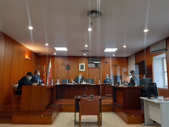 Vista cuestiones previas al juicio del cráneo de Castro, en la Sección Tercera de la Audiencia Provincial de Cantabria