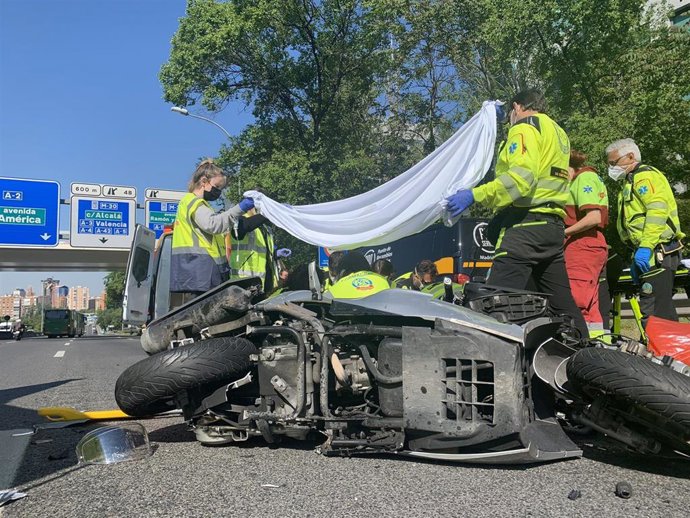 Accidente de motocicleta en la A-2