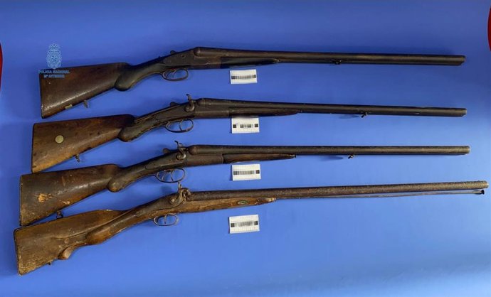 La Policía Nacional Detiene A Un Hombre Por Varios Robos De Armas De Fuego