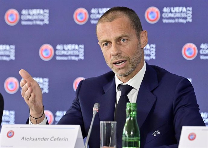 El presidente de la UEFA, Aleksander Ceferin, interviene en el 46 Congreso Ordinario del organismo del fútbol europeo. 