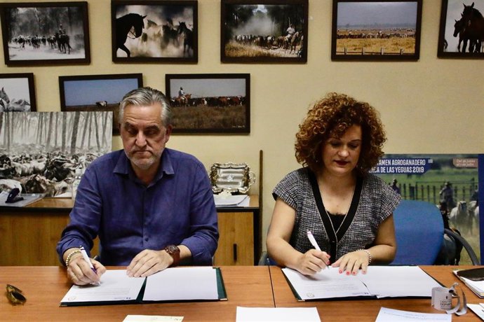 Diputación y la Asociación de Ganado Marismeño renuevan su compromiso para velar por esta raza autóctona