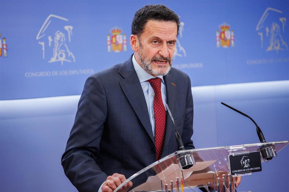 El vicesecretario general de Ciudadanos, Edmundo Bal, comparece en una rueda de prensa en el Congreso de los Diputados, a 5 de mayo de 2022, en Madrid (España). 