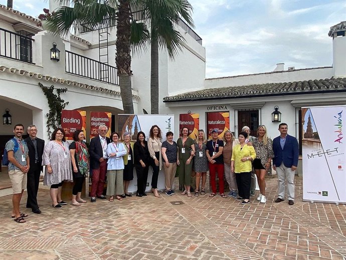 La provincia recibe a una quincena de agentes para comercializar el 'Destino Sevilla' en el mercado alemán.