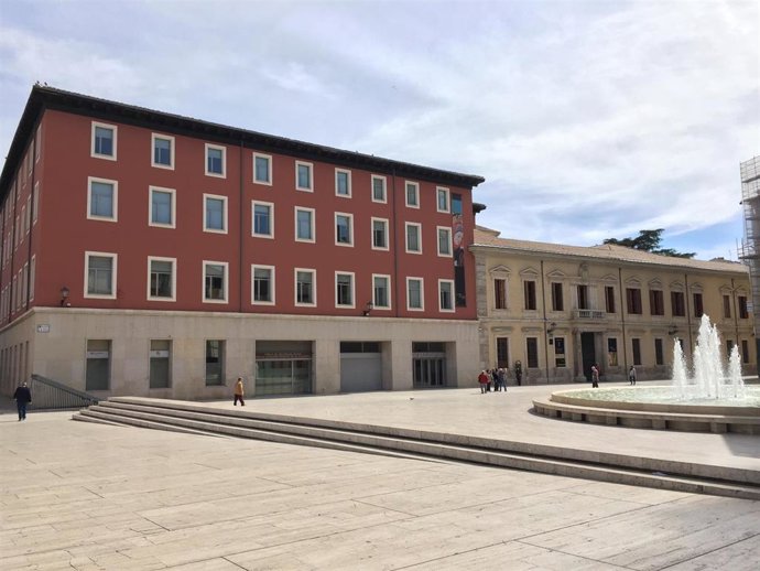Archivo - Edificio que acoge la Casa de la Iglesia de Zaragoza.